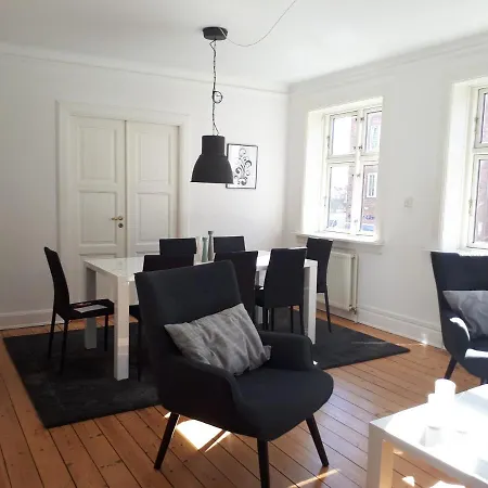 Three-bedroom In - Amagerbrogade 190 Apartment